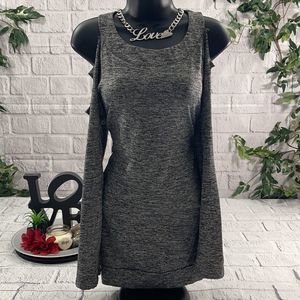 DEFECTS Women’s Kivenst High Fashion Open Sleeves Detailing Gray Shirt (2X) X11